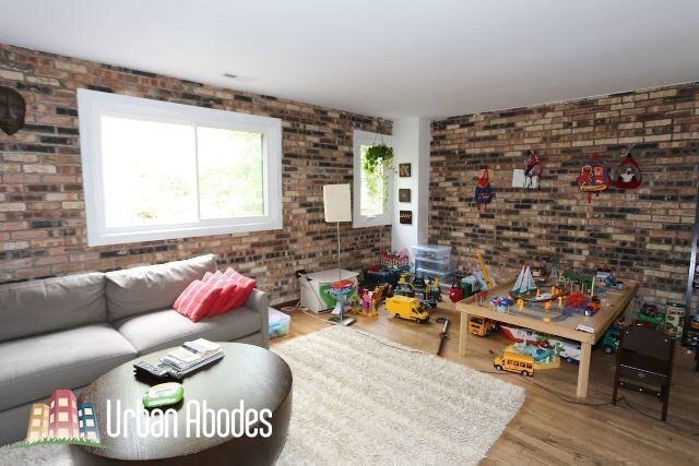 Building Photo - 1255 W Belden Ave