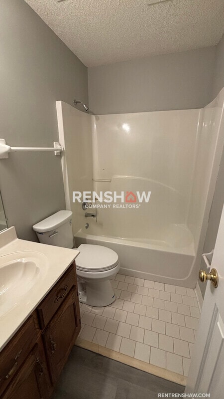 Building Photo - 4198 Meadow Valley Dr E