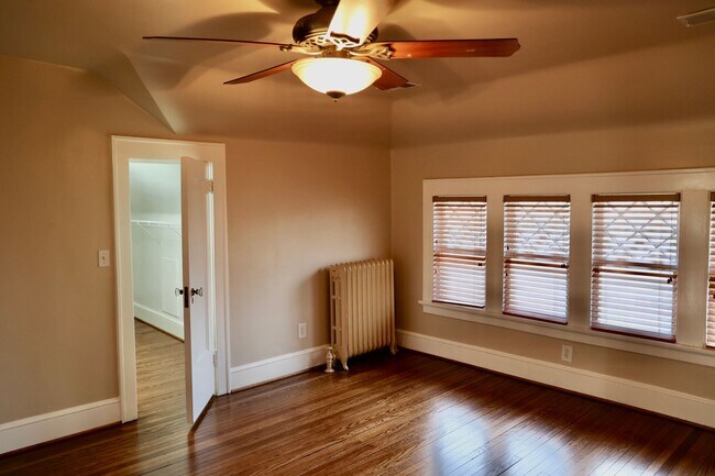 Building Photo - Stunning Historic Estate + In Ground Pool + Private Carriage House + Chef's Kitchen + Two Car Garage