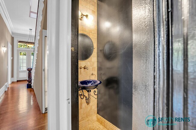 Building Photo - Lower Haight: Single Family Home with Yard...