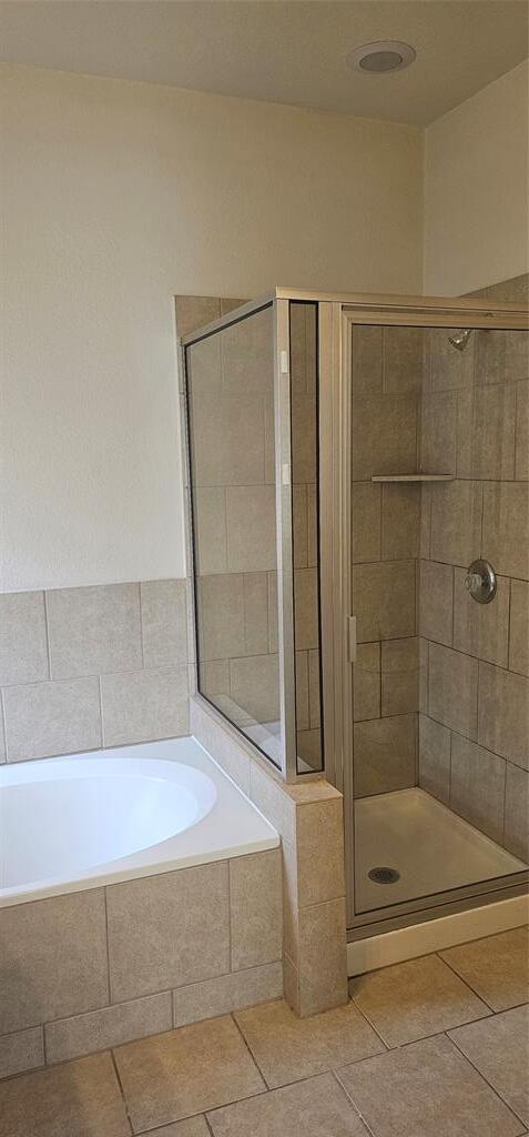 Building Photo - 5501 Bradford Pear Ln