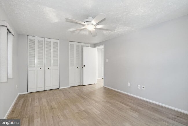 Building Photo - 7625 Sheffield Green Way