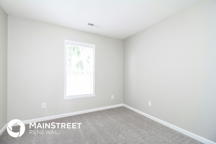 Building Photo - 339 Walden Ridge Ct