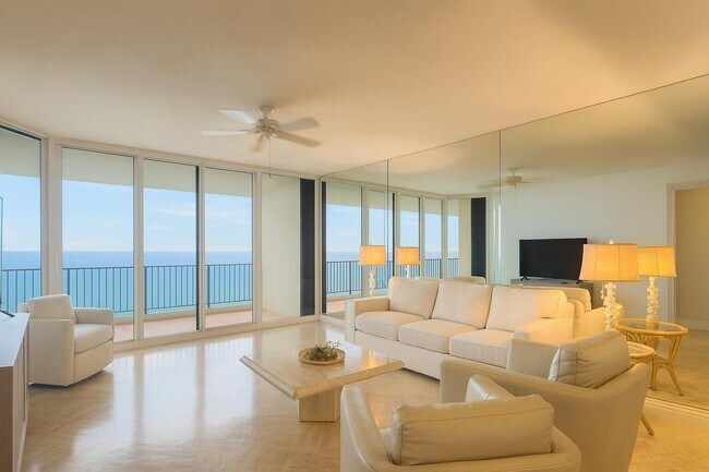 Building Photo - 800 Ocean Dr