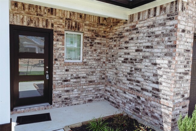 Building Photo - 8583 Blueberry Ash St