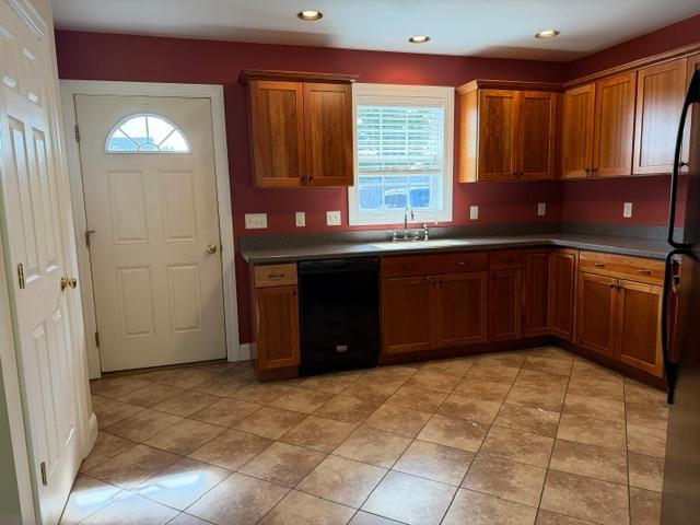 Kitchen - 16 Pinnacle Dr