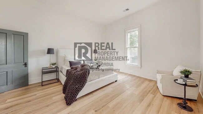 Building Photo - 112 High St