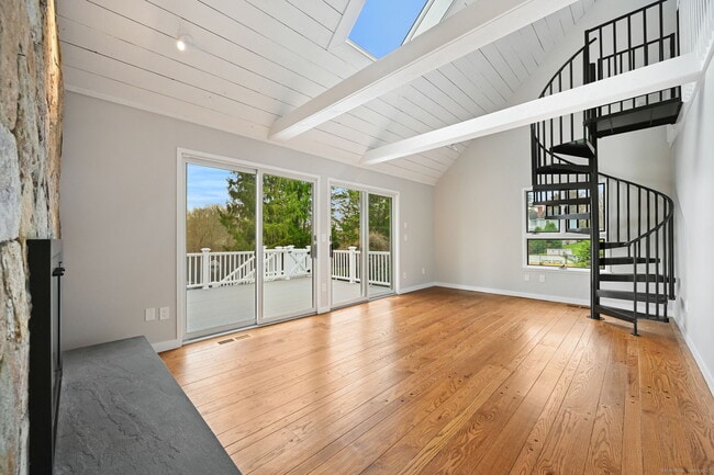 Building Photo - 144 W Norwalk Rd