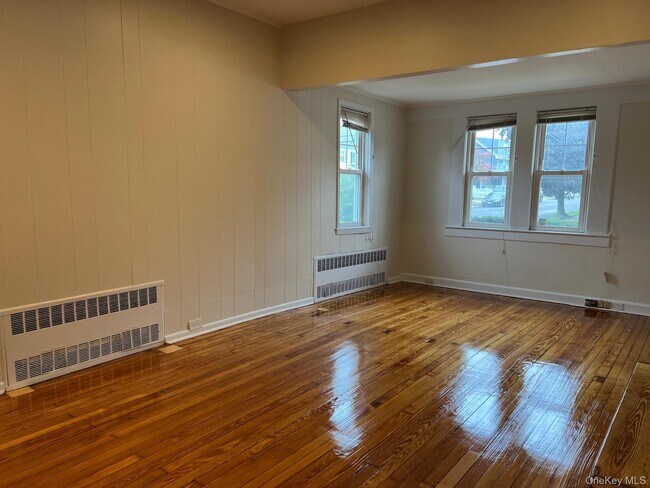 Building Photo - 84 Rockaway Pkwy