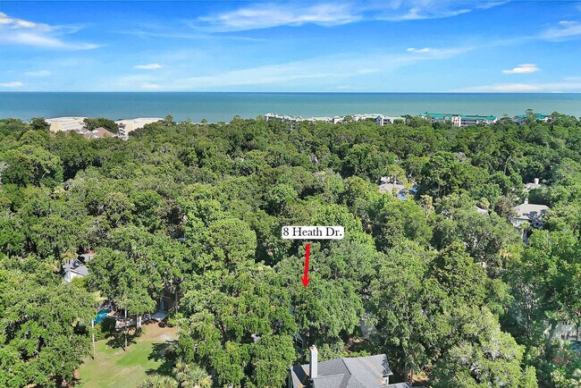 Building Photo - 8 Heath Dr