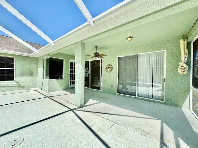 Building Photo - 14639 Coral Berry Dr