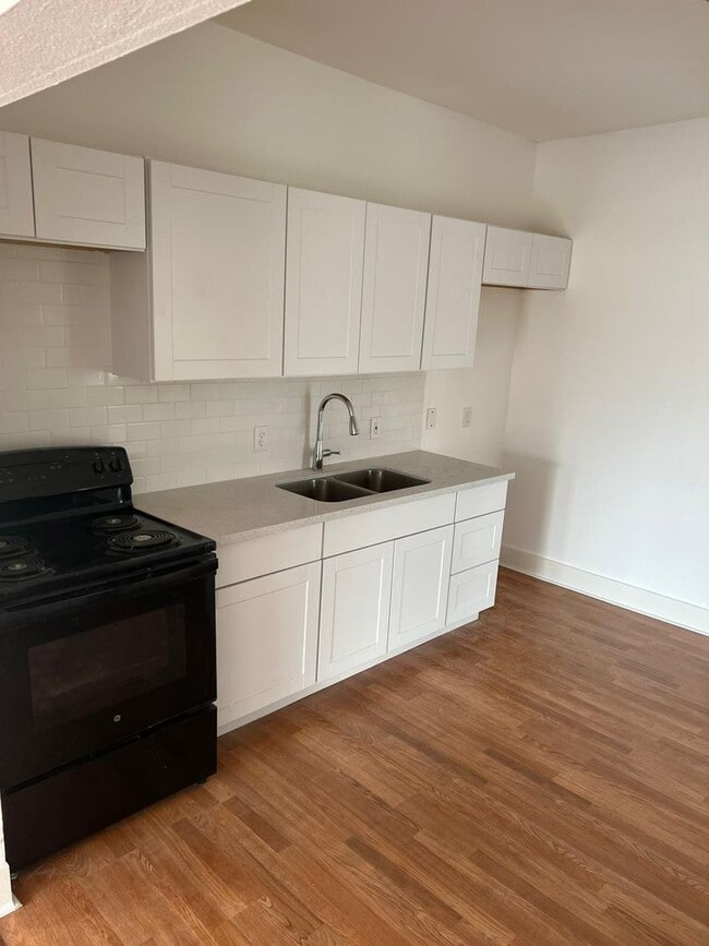 Building Photo - Gorgeous all renovated Home in Beaumont, TX!