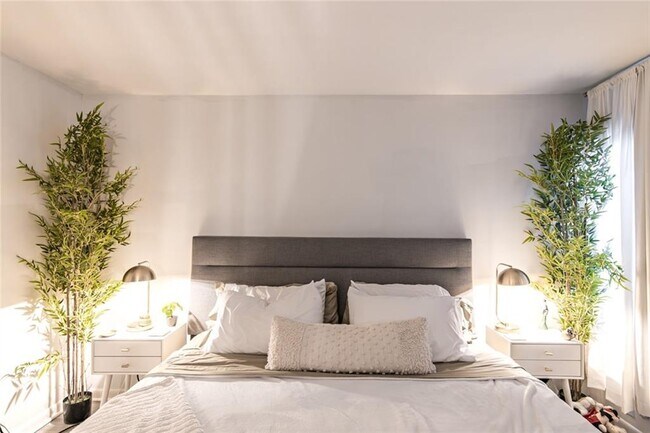 Building Photo - 2109 Defoors Ferry Rd NW