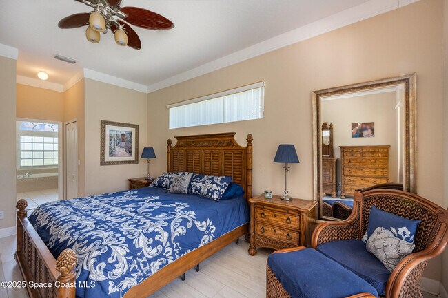 Building Photo - 477 Pirate's Moon Ct