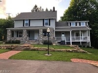 Building Photo - 7984 Chagrin Rd