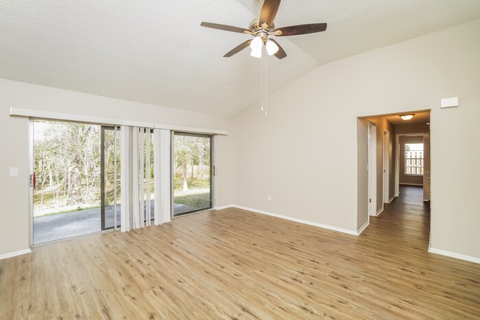 Building Photo - 15155 Nighthawk Dr