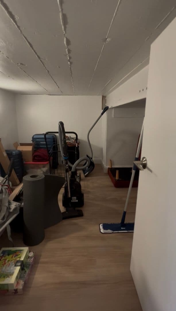 Building Photo - Renovated ground level