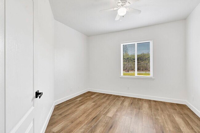 Building Photo - 10556 E Greenbury Way