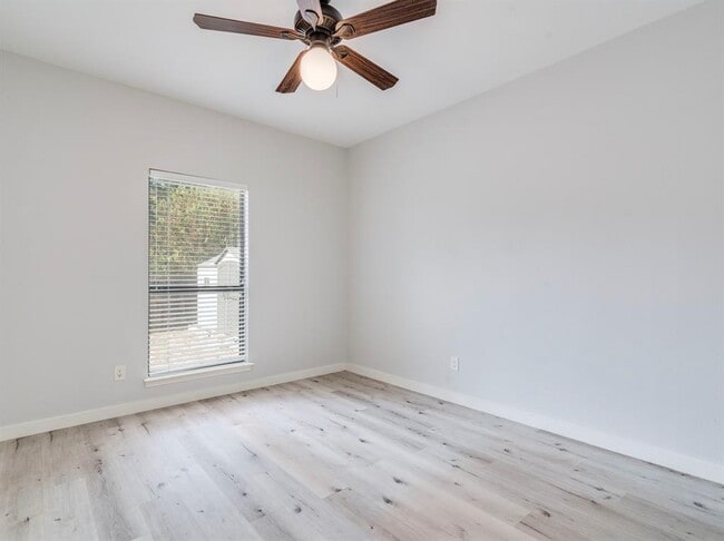 Building Photo - 7933 Wheel Rim Cir