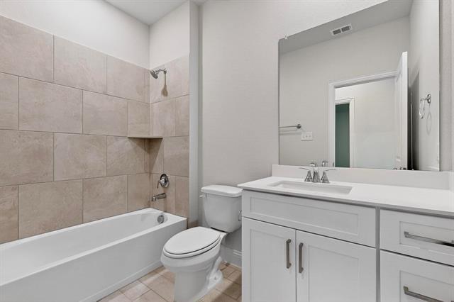 Building Photo - 733 Fencerow Trl