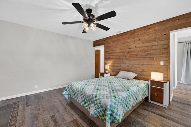 Building Photo - 420 Colusa Pl