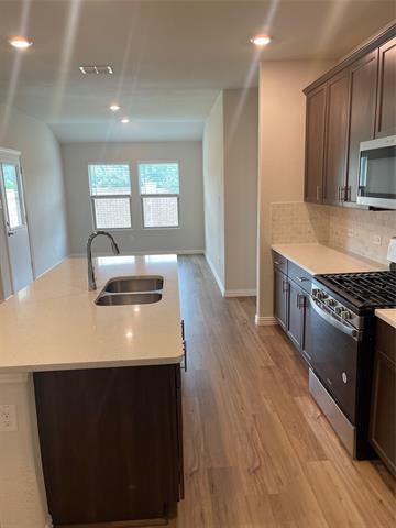 Building Photo - 6001 Pathfinder Trail