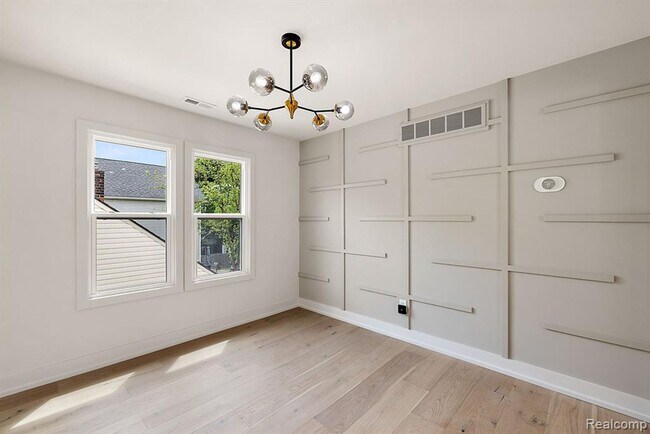 Building Photo - 308-310 East Harry Ave