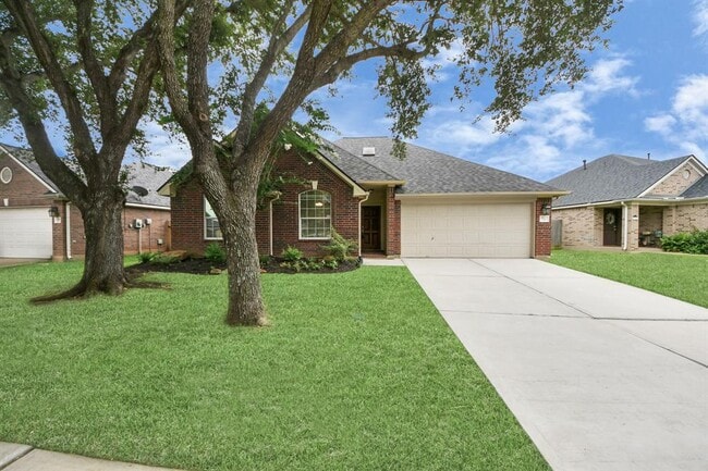 Primary Photo - 1603 Martin Lake Dr
