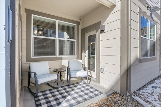 Building Photo - RENT Special: $1,000 off of the rent::::: ...