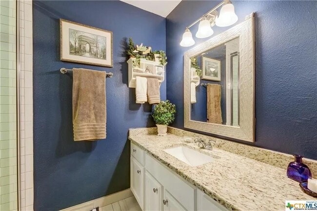 Building Photo - 13218 Villa Park Dr