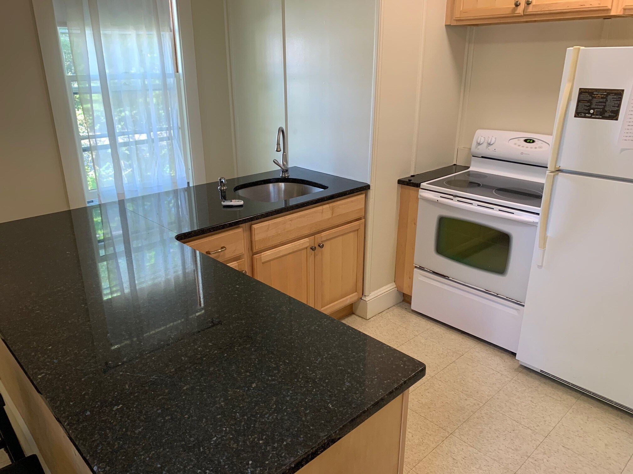 Building Photo - 33 Ward St