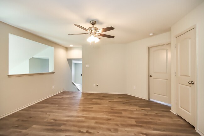 Building Photo - 2602 Ski Lodge Dr