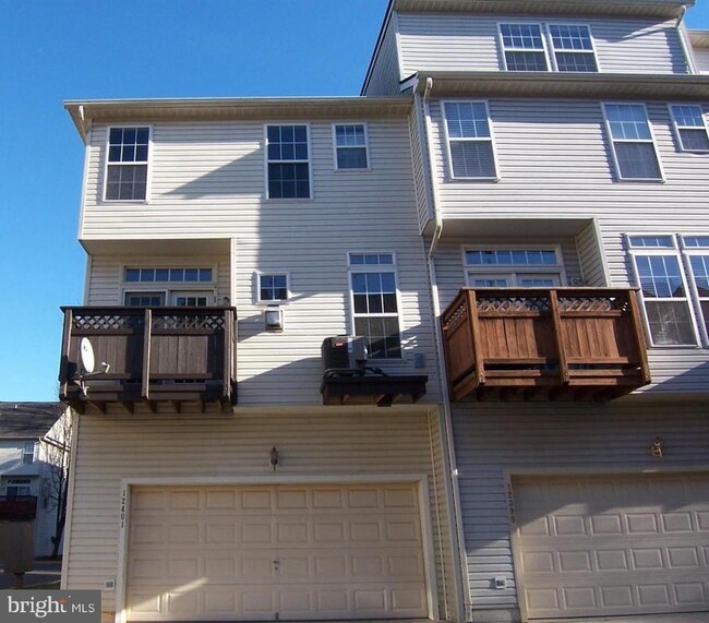 Building Photo - 12401 Benjamin Hill Ln