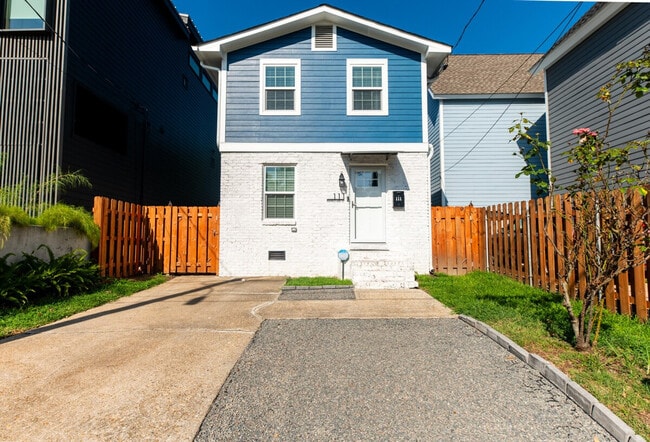 Building Photo - 111 Hanover St