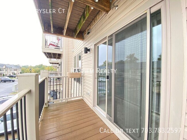 Building Photo - 14823 Chrysler Ct