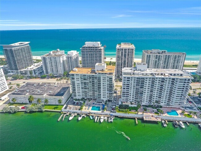 Building Photo - 5750 Collins Ave