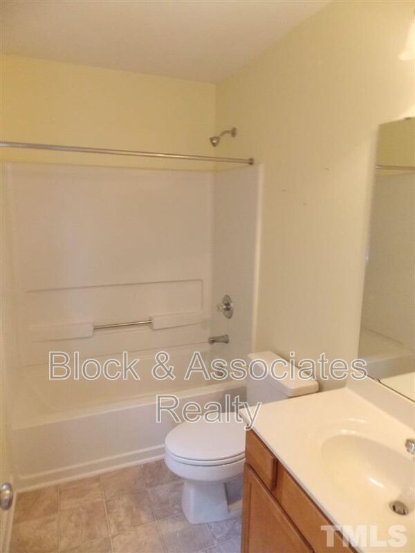 Building Photo - 5523 Cottonrose Ln