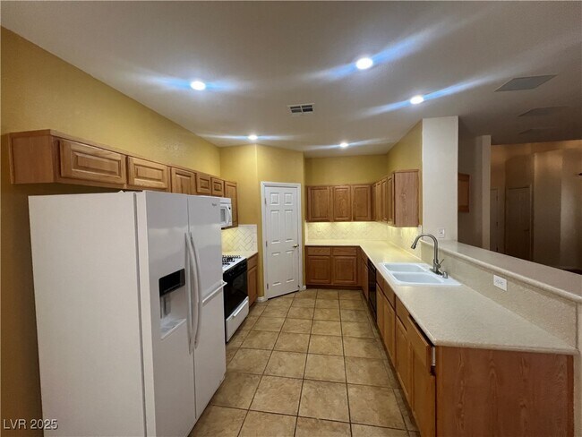 Building Photo - 8405 Teton Crest Pl