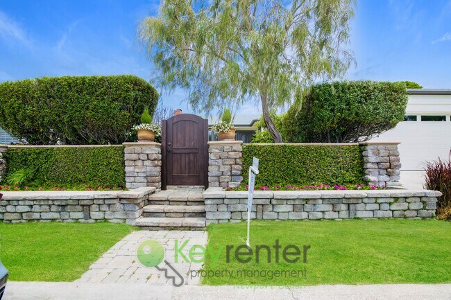Building Photo - The Pinnacle of Corona Del Mar: Reimagined Single-level Luxury in Coveted Corona Highlands