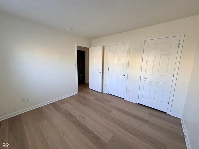 Building Photo - 12259 Slate Dr