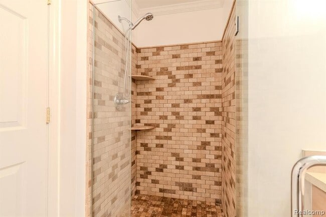 Building Photo - 39696 Rockcrest Ln