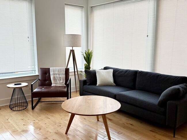 Interior Photo - LUDLOW_4100