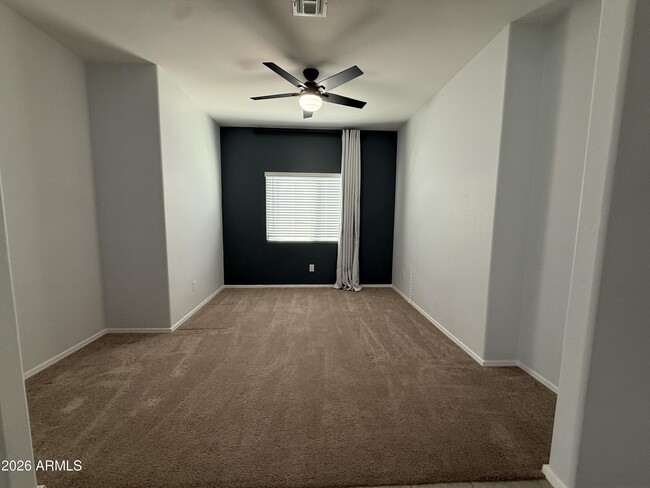 Building Photo - 1691 W Inca Dr