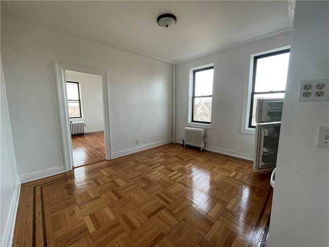 Primary Photo - 120-10 Rockaway Beach Blvd