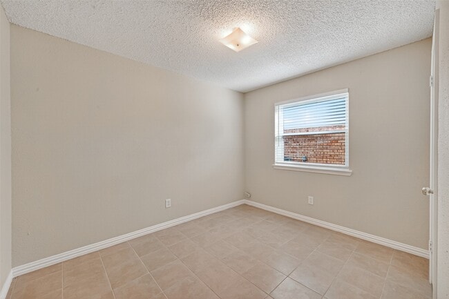 Building Photo - 6515 Morrisglen Ct