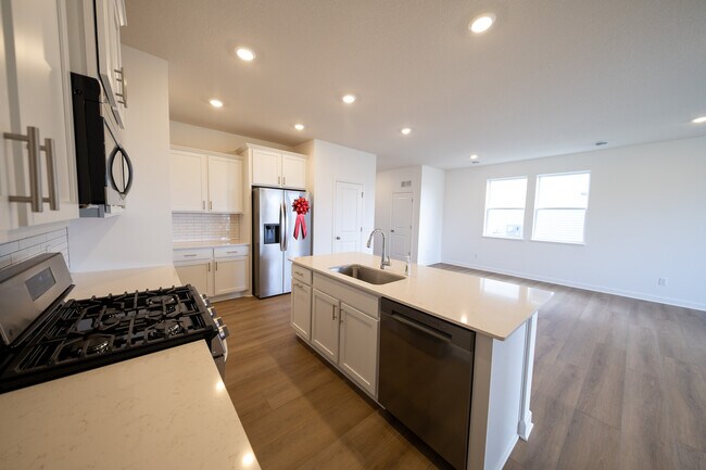 Building Photo - 22660 Isla Wy