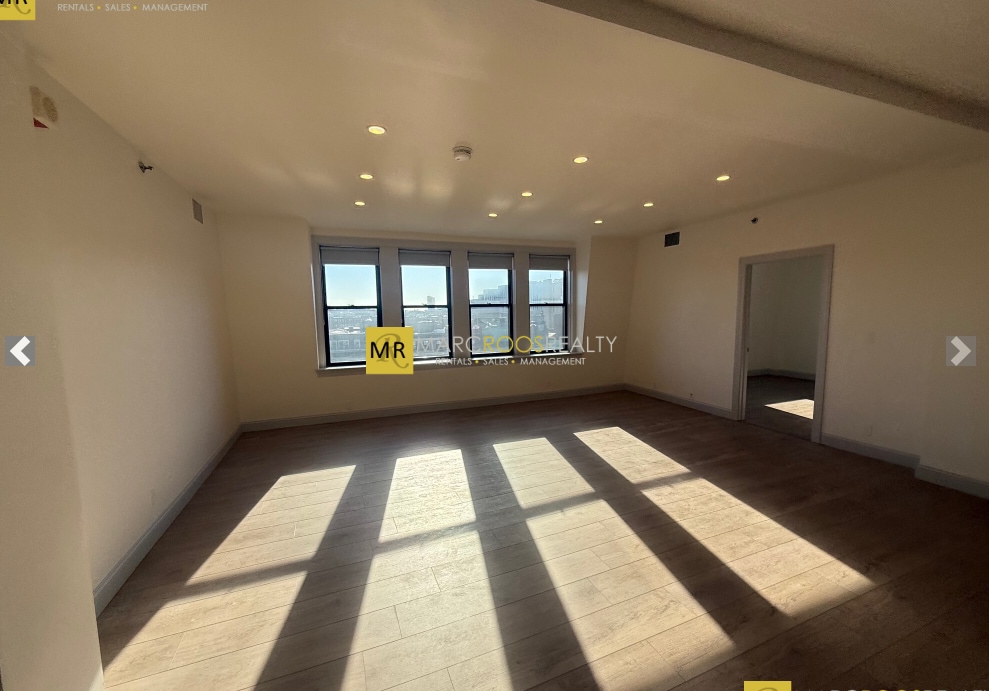 Building Photo - 471 Commonwealth Ave