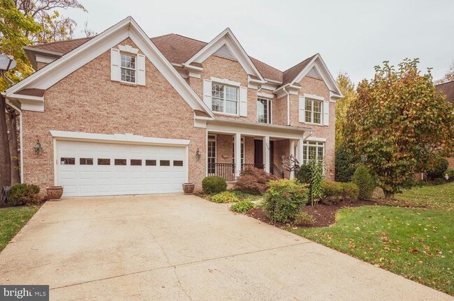 Building Photo - 119 E Jefferson St