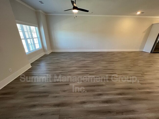 Building Photo - 859 Duck Walk Wy
