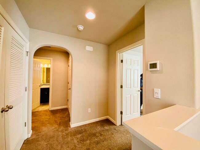 Building Photo - $2,250 DeWolf & Barstow, 3 Bedroom - Joy D...